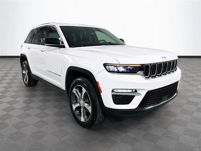 2024 Jeep Grand Cherokee Limited 4x4 2024 Jeep Grand Cherokee Limited 4x4