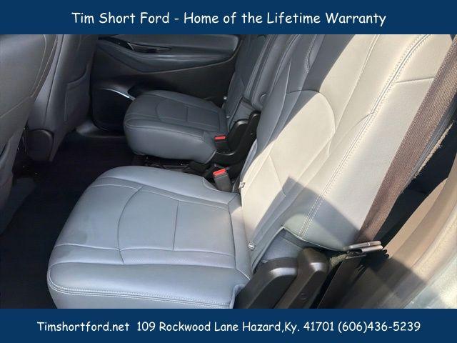 2023 Buick Enclave Essence AWD