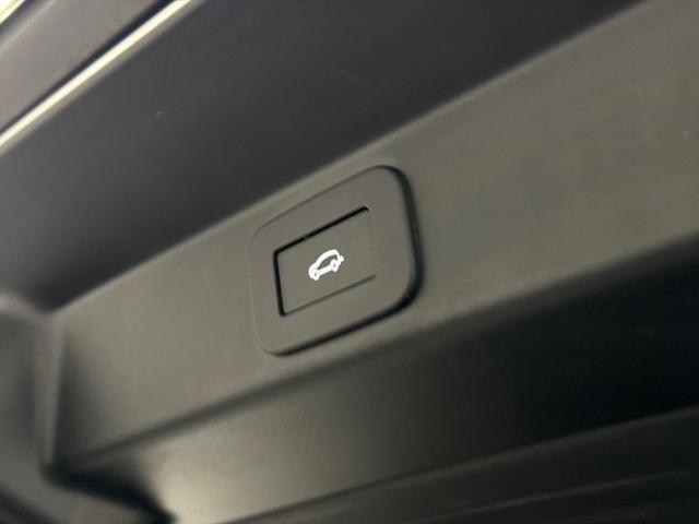 2025 Land Rover Range Rover Sport P360 SE