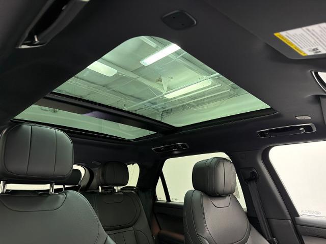 2025 Land Rover Range Rover Sport P360 SE