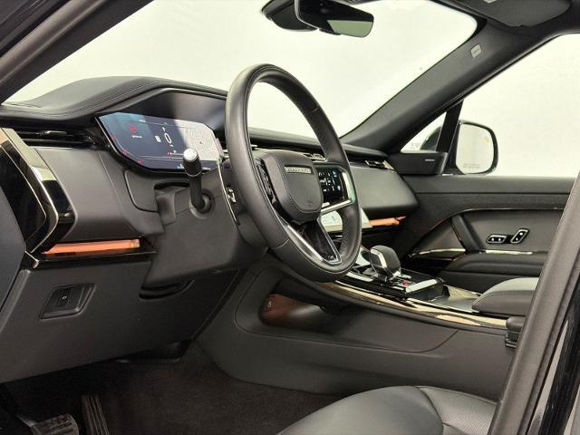 2025 Land Rover Range Rover Sport P360 SE