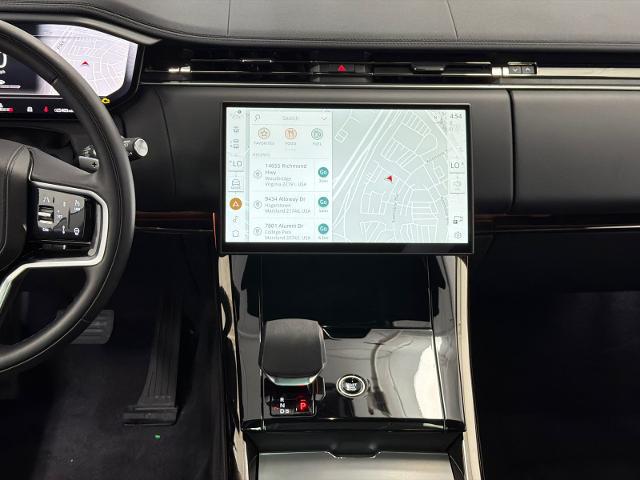 2025 Land Rover Range Rover Sport P360 SE