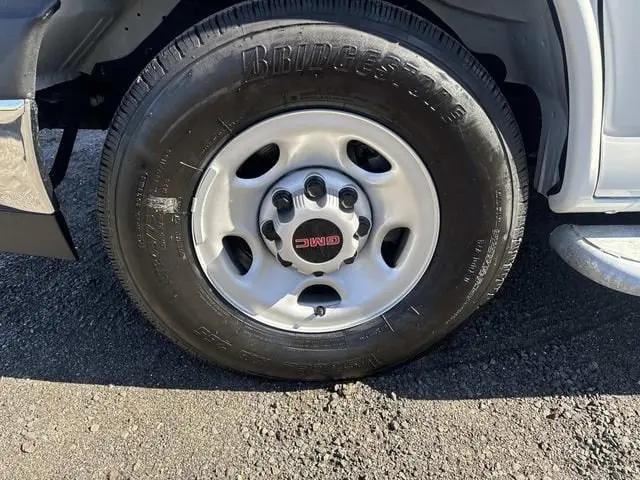 2024 GMC Savana Cargo RWD 2500 Regular Wheelbase Work Van