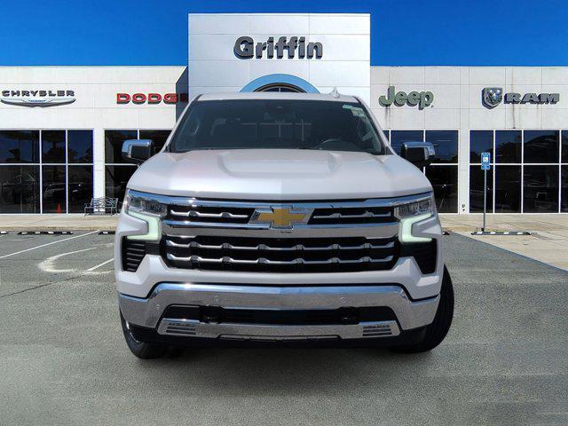 2023 Chevrolet Silverado 1500 4WD Crew Cab Short Bed LTZ
