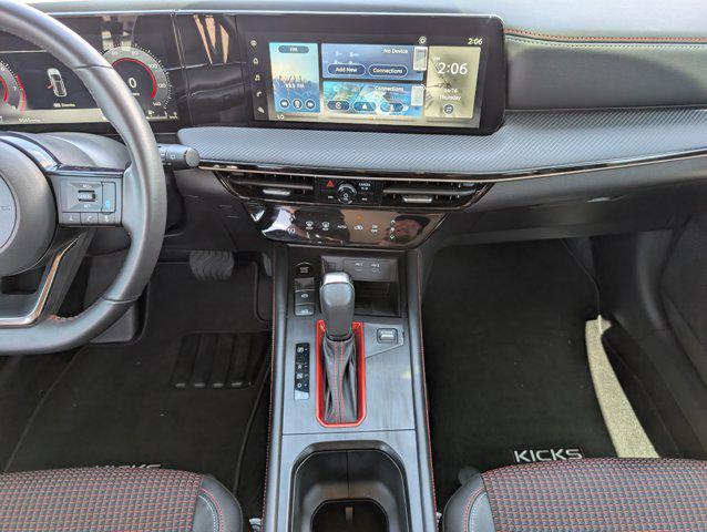 2025 Nissan Kicks SR FWD