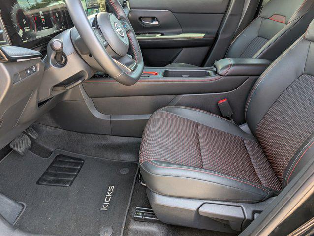 2025 Nissan Kicks SR FWD