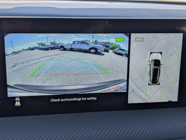 2025 Nissan Kicks SR FWD