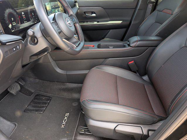 2025 Nissan Kicks SR FWD