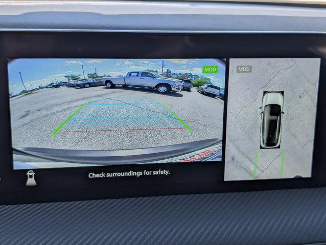 2025 Nissan Kicks SR FWD