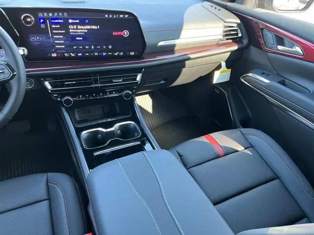 2026 Chevrolet Traverse FWD RS