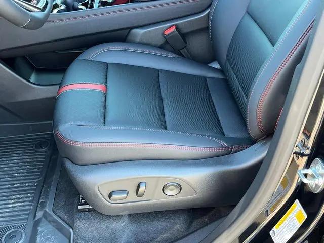 2026 Chevrolet Traverse FWD RS