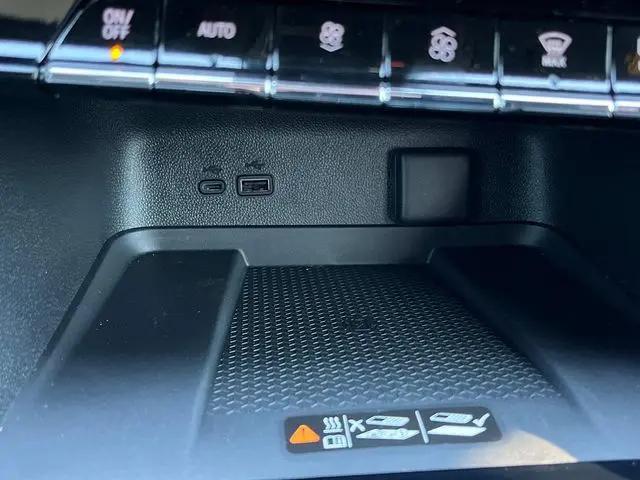 2026 Chevrolet Traverse FWD RS