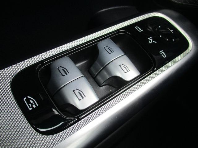 2025 Mercedes-Benz GLC 350e 4MATIC
