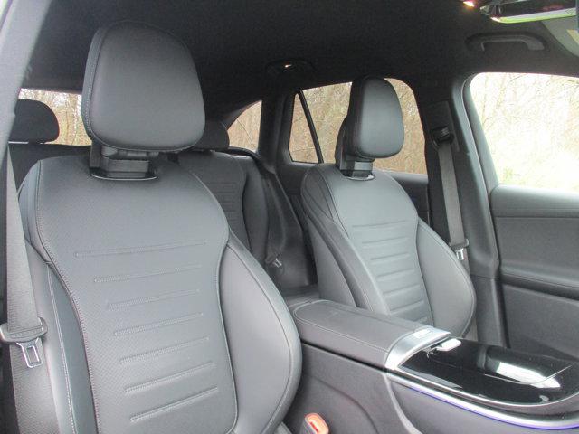 2025 Mercedes-Benz GLC 350e 4MATIC
