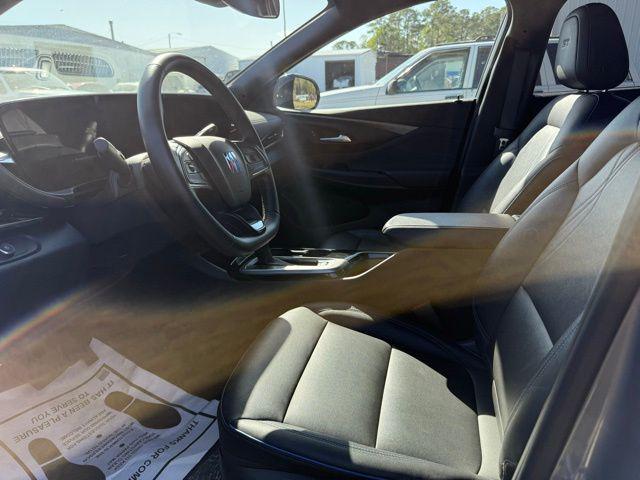 2025 Buick NV Sport Touring FWD