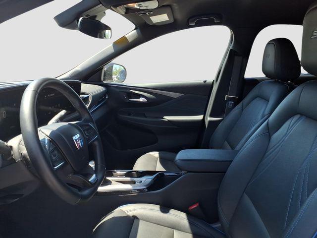 2025 Buick NV Sport Touring FWD