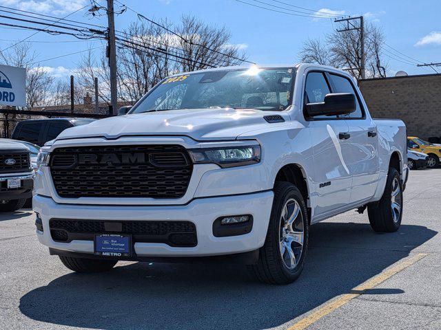 2025 Ram 1500 Tradesman Crew Cab 4x4 57 Box