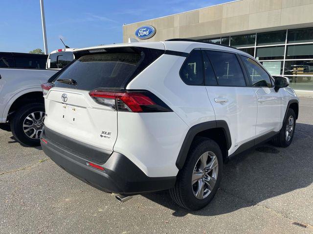 2025 Toyota RAV4 Hybrid XLE