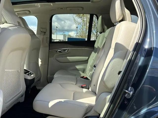 2023 Volvo XC90 B5 Plus