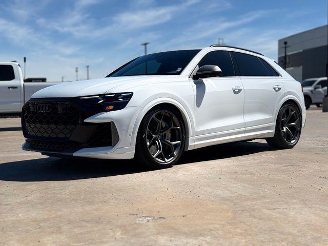 2025 Audi RS Q8 quattro Tiptronic