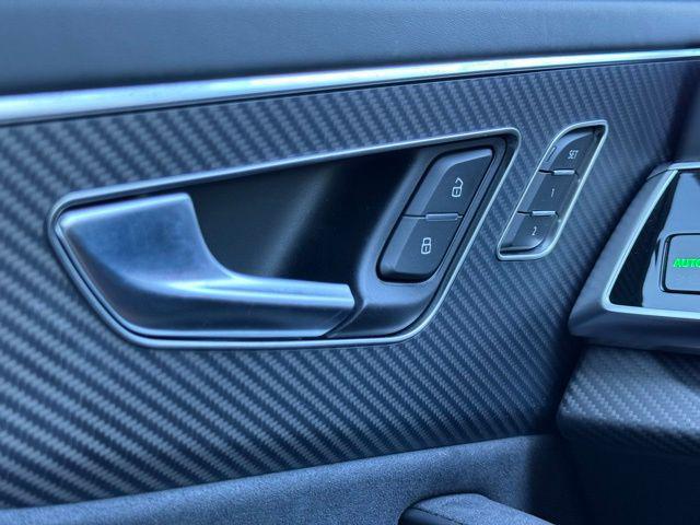 2025 Audi RS Q8 quattro Tiptronic