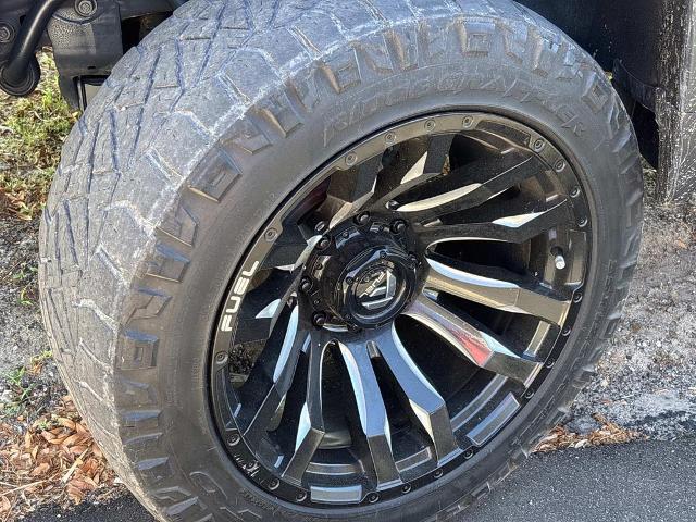 2021 Chevrolet Silverado 2500HD 4WD Crew Cab Standard Bed Custom