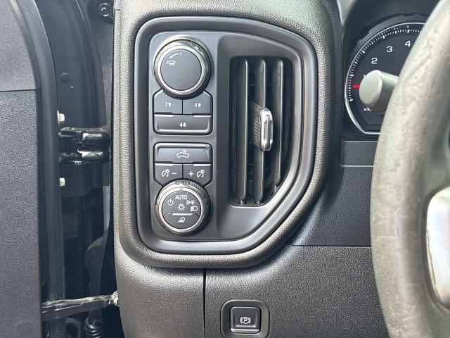 2021 Chevrolet Silverado 2500HD 4WD Crew Cab Standard Bed Custom