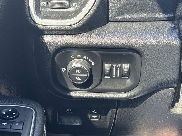 2021 Ram 1500 Laramie Crew Cab 4x4 5'7" Box