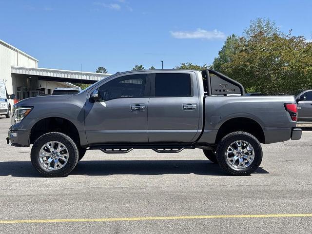 2020 Nissan Titan Crew Cab SL 4x4