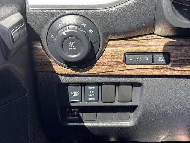 2020 Nissan Titan Crew Cab SL 4x4