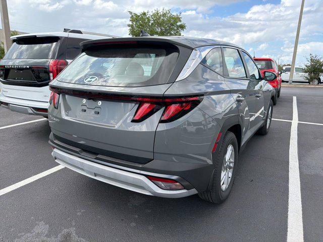 2025 Hyundai Tucson SE