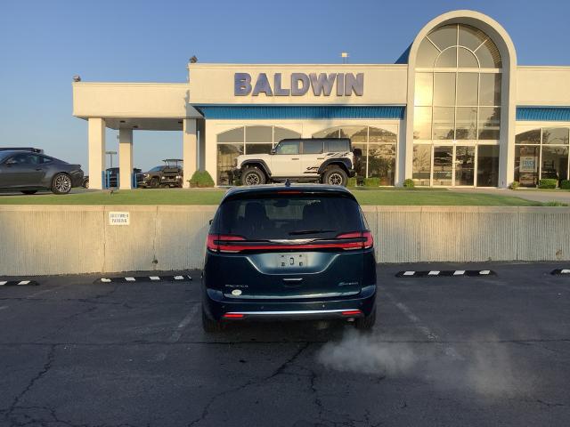 2023 Chrysler Pacifica Hybrid Limited