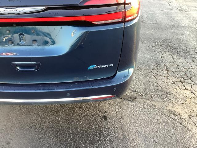 2023 Chrysler Pacifica Hybrid Limited
