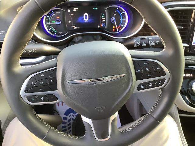 2023 Chrysler Pacifica Hybrid Limited