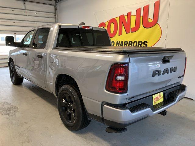 2025 Ram 1500 Tradesman Crew Cab 4x4 5'7" Box