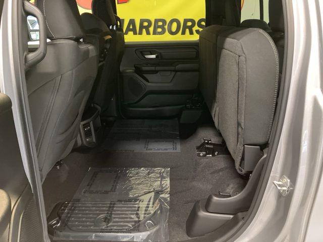 2025 Ram 1500 Tradesman Crew Cab 4x4 5'7" Box