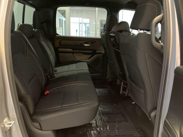 2025 Ram 1500 Tradesman Crew Cab 4x4 5'7" Box