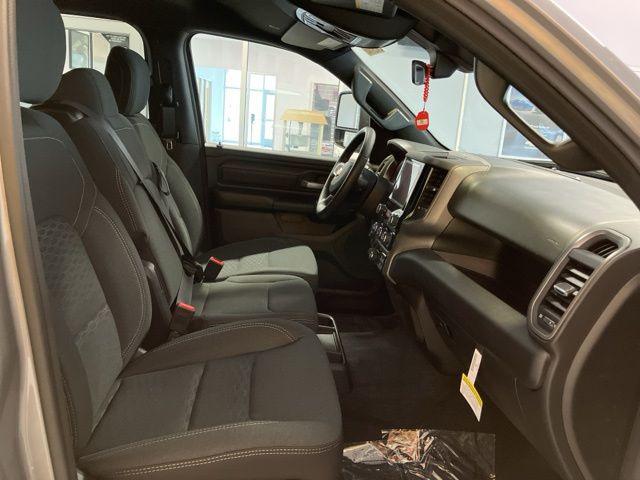 2025 Ram 1500 Tradesman Crew Cab 4x4 5'7" Box