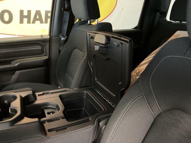 2025 Ram 1500 Tradesman Crew Cab 4x4 5'7" Box