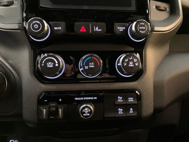 2025 Ram 1500 Tradesman Crew Cab 4x4 5'7" Box