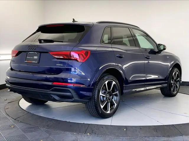 2025 Audi Q3 Premium 45 TFSI S line quattro Tiptronic