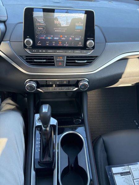 2025 Nissan Altima SR FWD