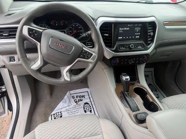 2017 GMC Acadia SLE-1