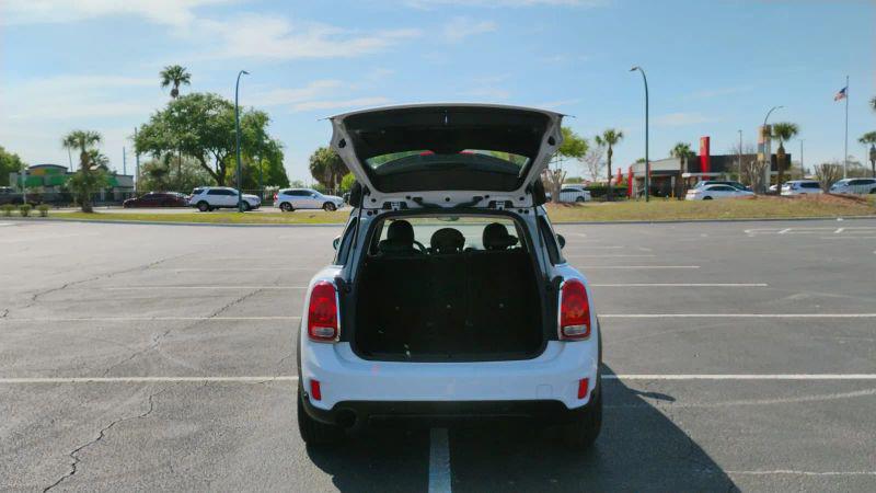 2017 MINI Countryman Cooper