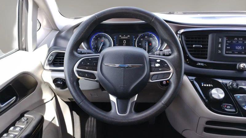 2017 Chrysler Pacifica Touring