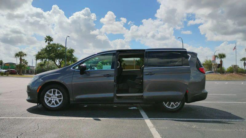 2017 Chrysler Pacifica Touring