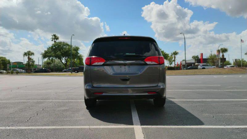 2017 Chrysler Pacifica Touring