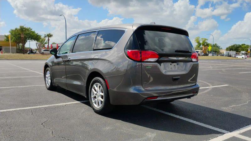 2017 Chrysler Pacifica Touring