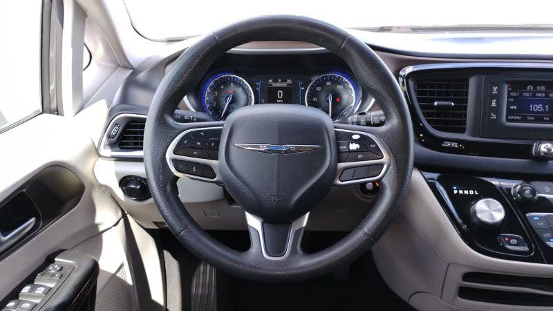 2017 Chrysler Pacifica Touring