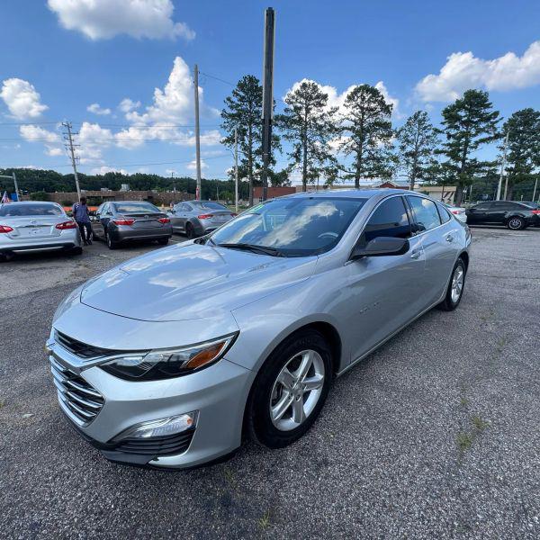 2021 Chevrolet Malibu FWD 1FL